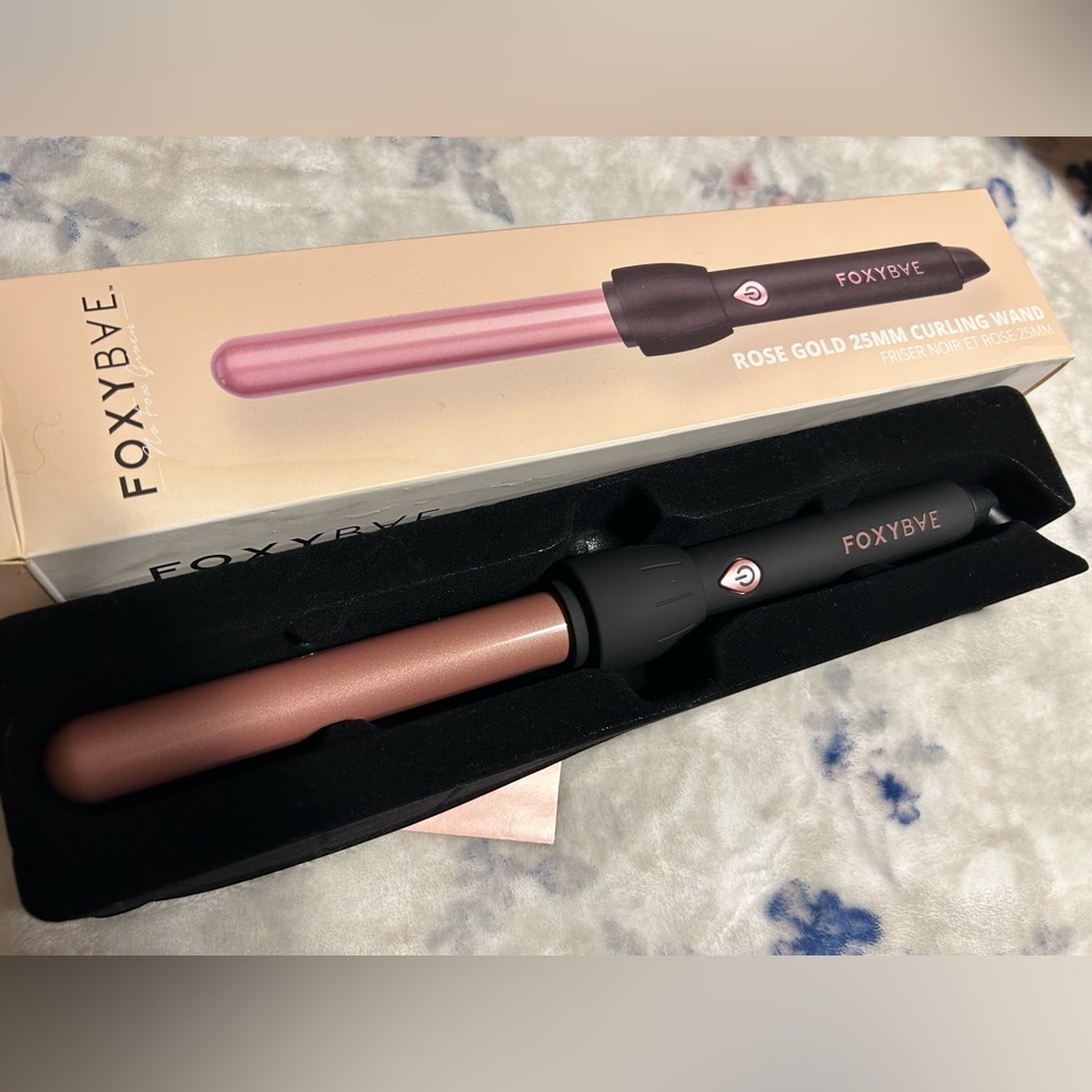 Foxybae rose gold 25mm curling wand